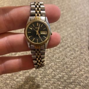 Ladies Seiko 7N83-0049 Wrist watch